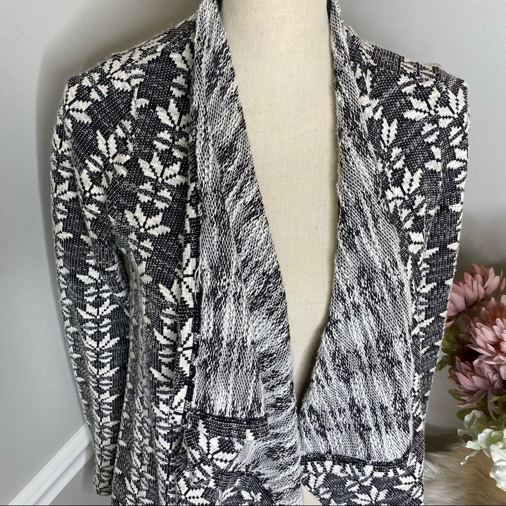 KUT FROM THE KLOTH Black White open waterfall cardigan sweater - Picture 7 of 10